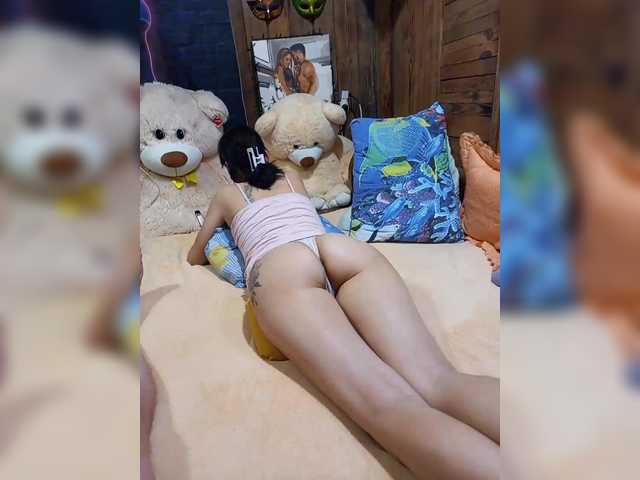 Cottoncandy1-1's BongaCams show and profile