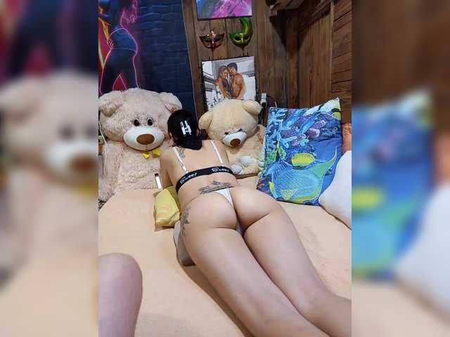 Cottoncandy1-1's BongaCams show and profile