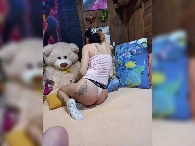 Cottoncandy1-1's BongaCams show and profile