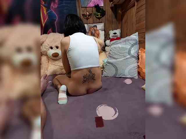 Cottoncandy1-1 Live Webcam on BongaCams