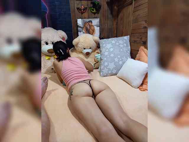 Cottoncandy1-1 Live Webcam on BongaCams