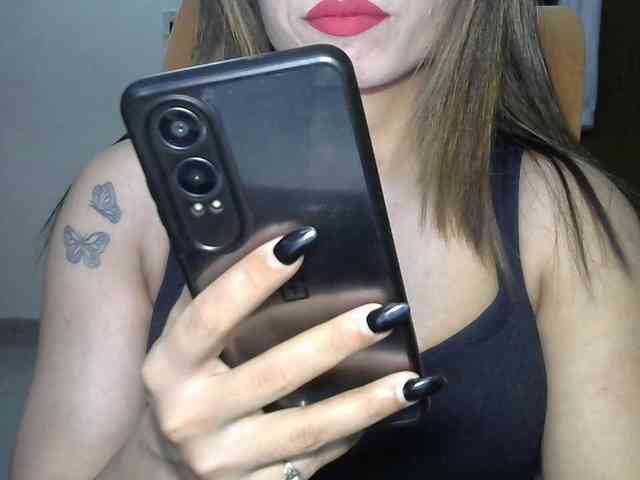 Babyniaa webcam