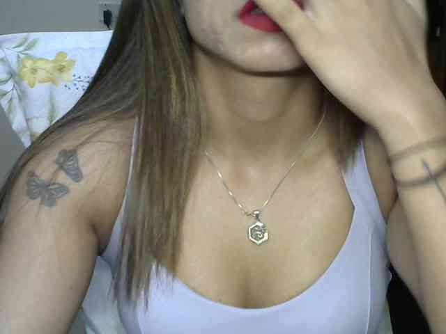 Babyniaa webcam