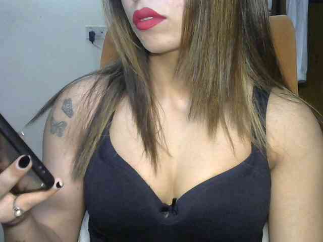 Babyniaa webcam