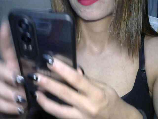 Babyniaa webcam