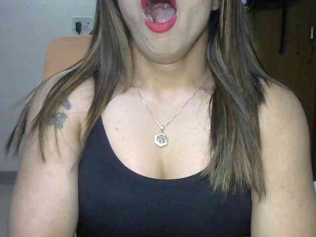 Babyniaa webcam