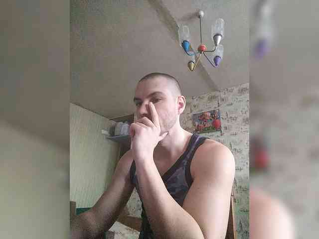 f1tness-man Live Webcam on BongaCams