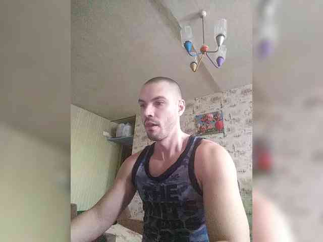 f1tness-man Live Webcam on BongaCams