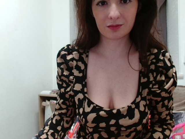 desirmiss's BongaCams show and profile