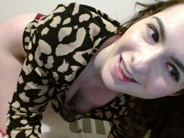 desirmiss's BongaCams show and profile
