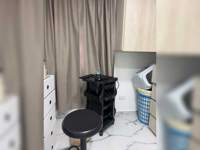 VictoriaBalee's BongaCams show and profile