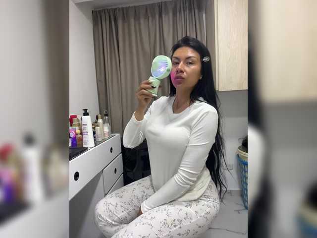 VictoriaBalee's BongaCams show and profile