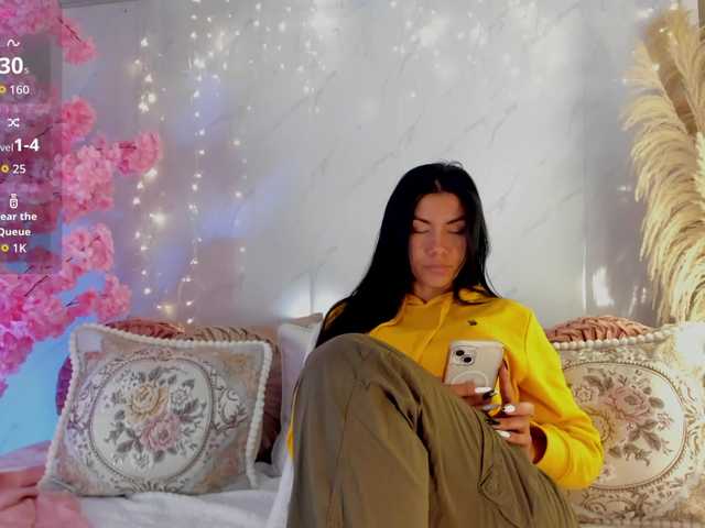 VictoriaBalee's BongaCams show and profile