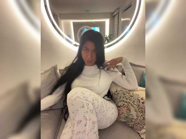 VictoriaBalee's BongaCams show and profile