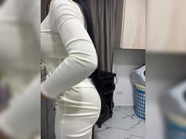 VictoriaBalee's BongaCams show and profile