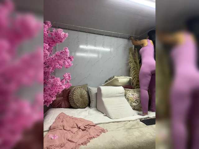 VictoriaBalee's BongaCams show and profile