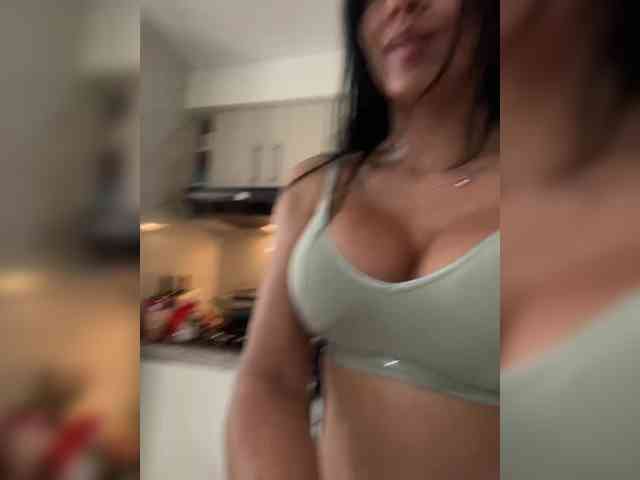 VictoriaBalee webcam