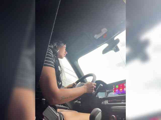 VictoriaBalee webcam