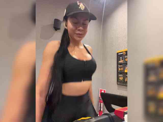 VictoriaBalee webcam