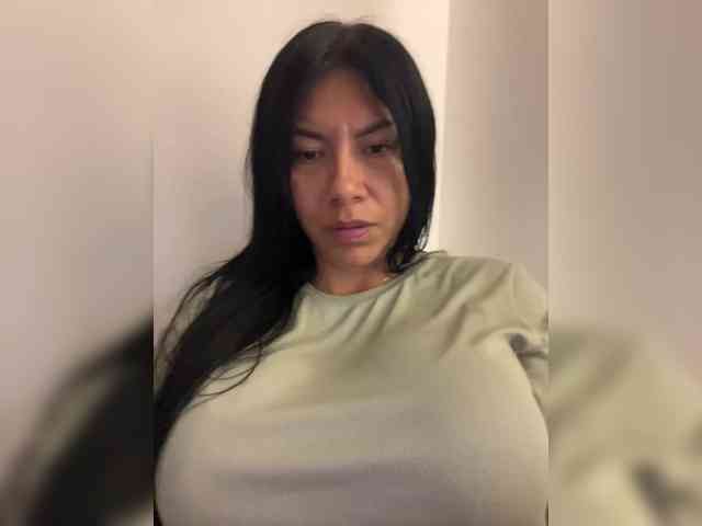 VictoriaBalee webcam