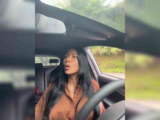 VictoriaBalee webcam