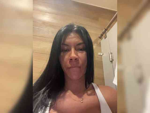 VictoriaBalee webcam