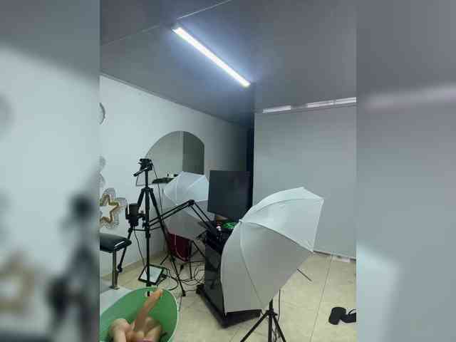 VictoriaBalee webcam