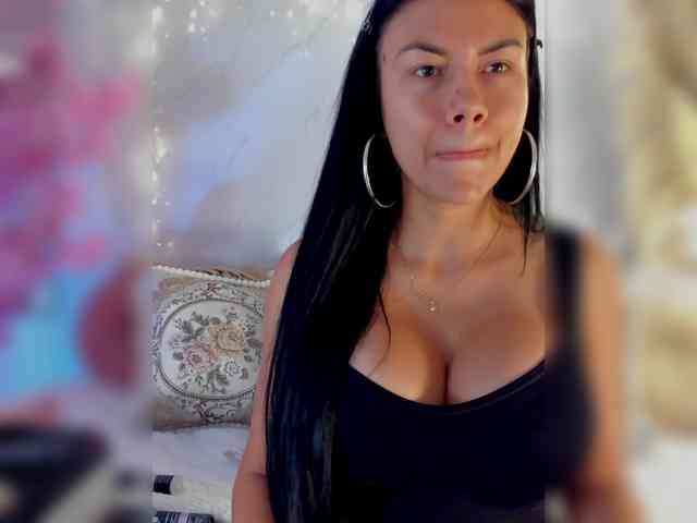 VictoriaBalee webcam