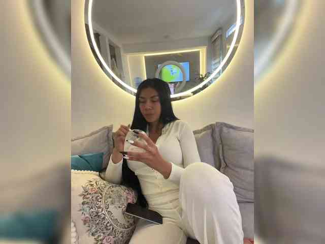 VictoriaBalee webcam