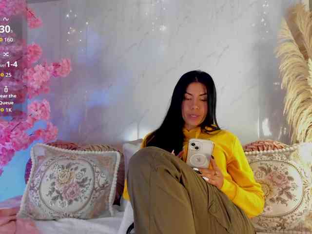 VictoriaBalee webcam