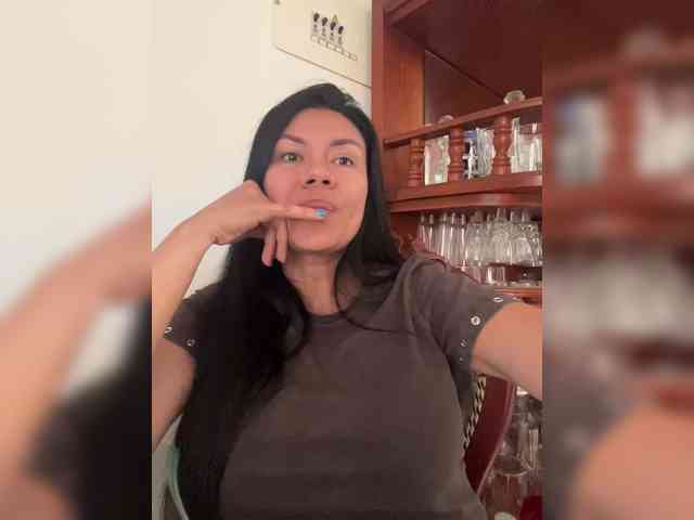 VictoriaBalee webcam