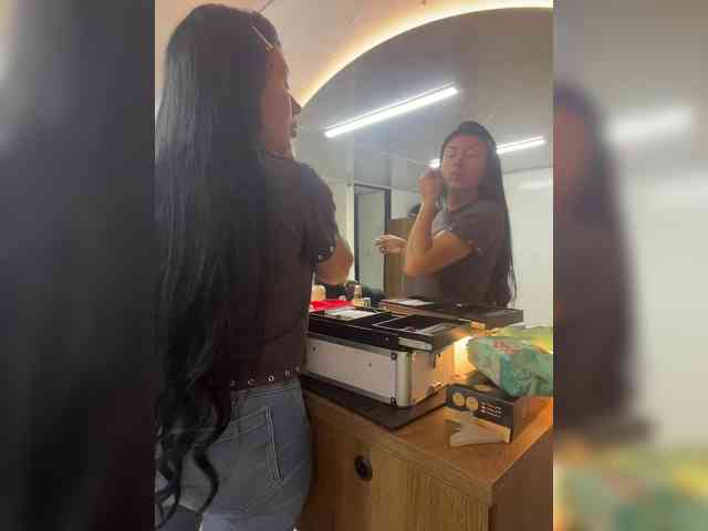 VictoriaBalee webcam