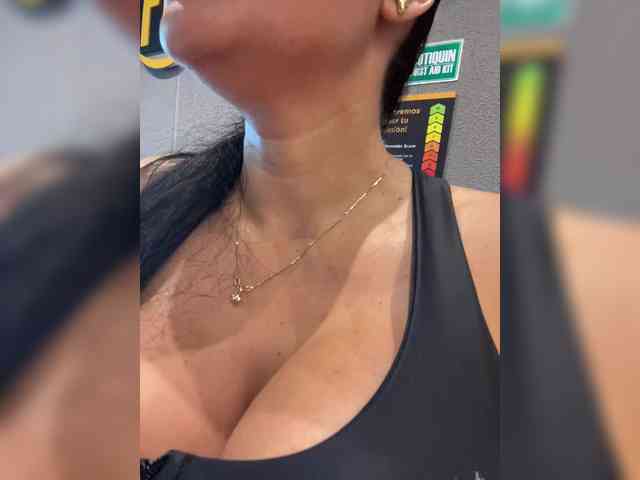 VictoriaBalee webcam