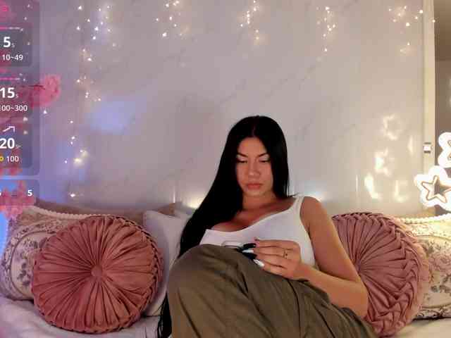 VictoriaBalee webcam