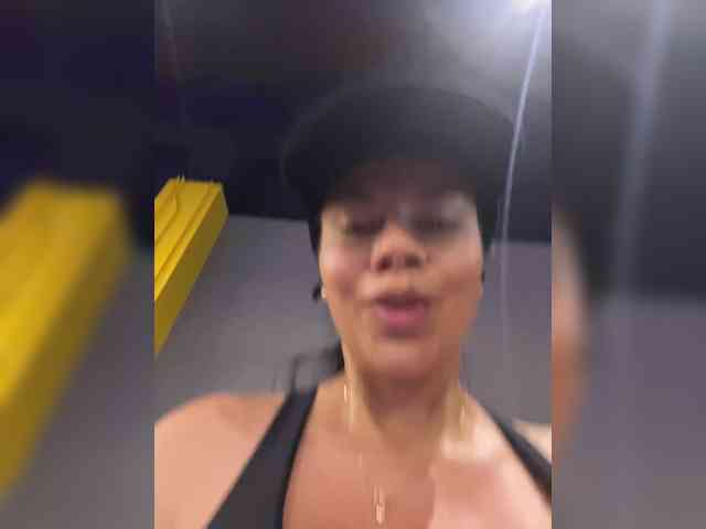 VictoriaBalee webcam