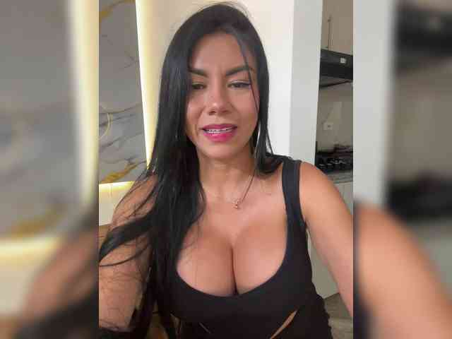 VictoriaBalee webcam