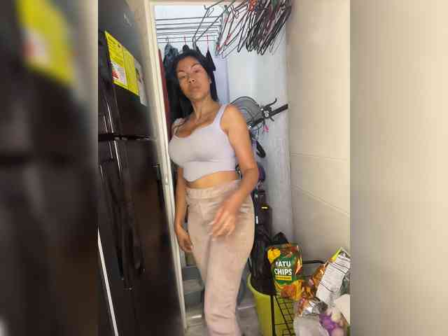 VictoriaBalee webcam