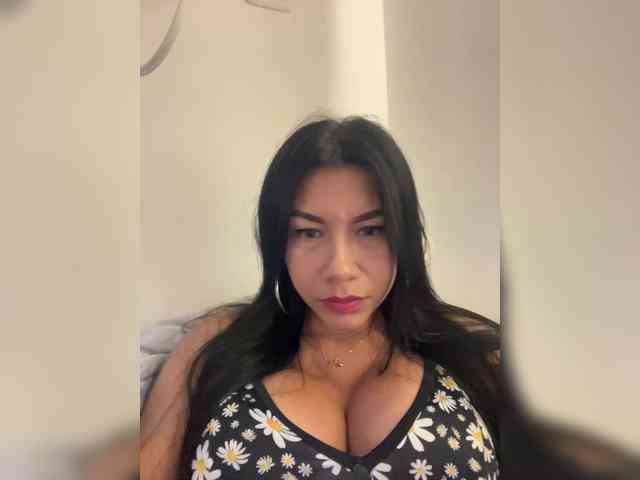 VictoriaBalee webcam