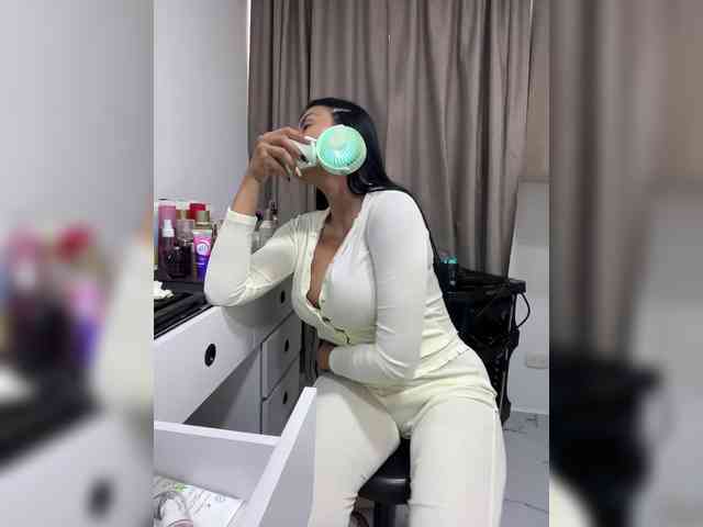 VictoriaBalee webcam