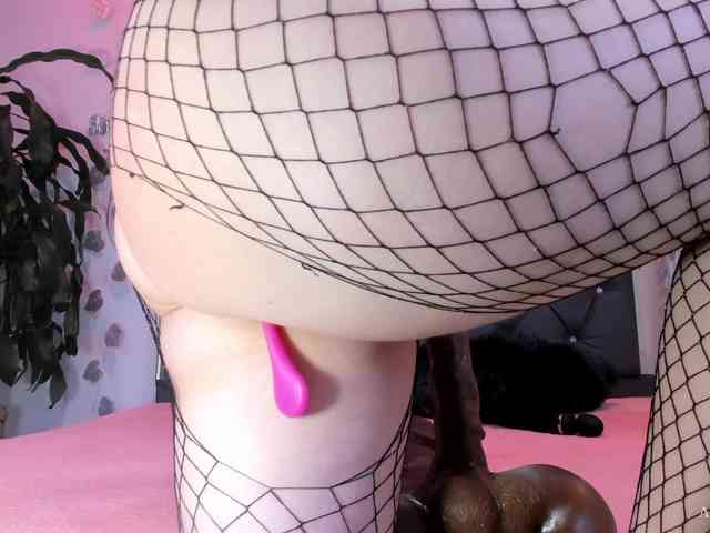 Alyssa-Kross webcam