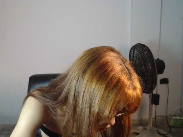 KarlaAmber's BongaCams show and profile