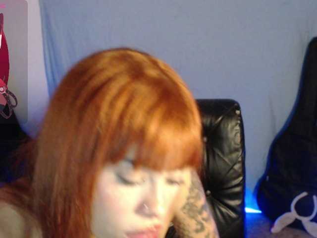 KarlaAmber's BongaCams show and profile