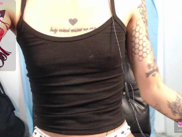 KarlaAmber's BongaCams show and profile