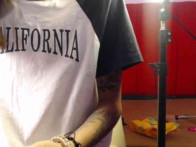 Kurome_latin webcam