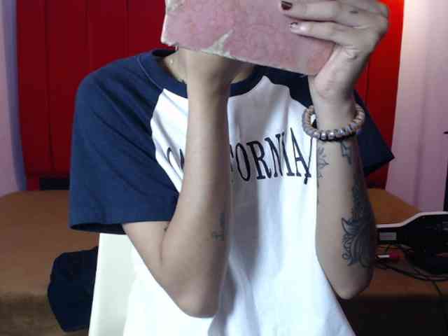 Kurome_latin webcam