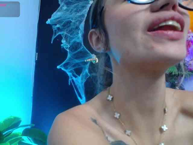 lucyPrncess webcam