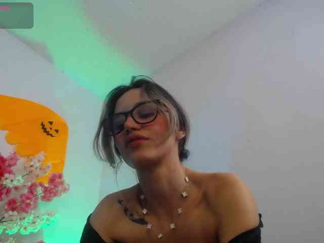 lucyPrncess webcam