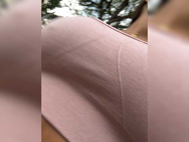 APRILHILL's BongaCams show and profile