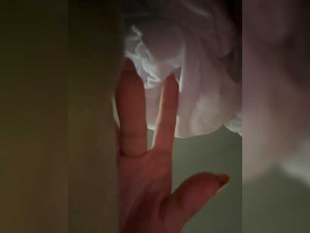 APRILHILL's BongaCams show and profile