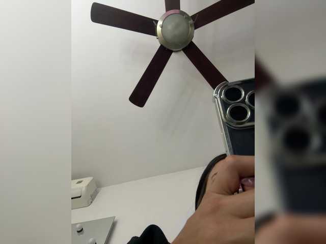 APRILHILL's BongaCams show and profile